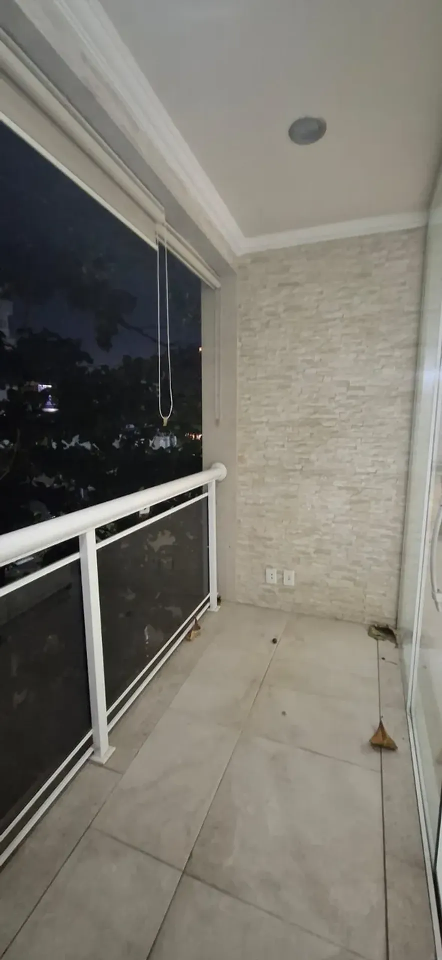 3-bedroom apartment with 2 bathrooms and glass balcony — photo 13