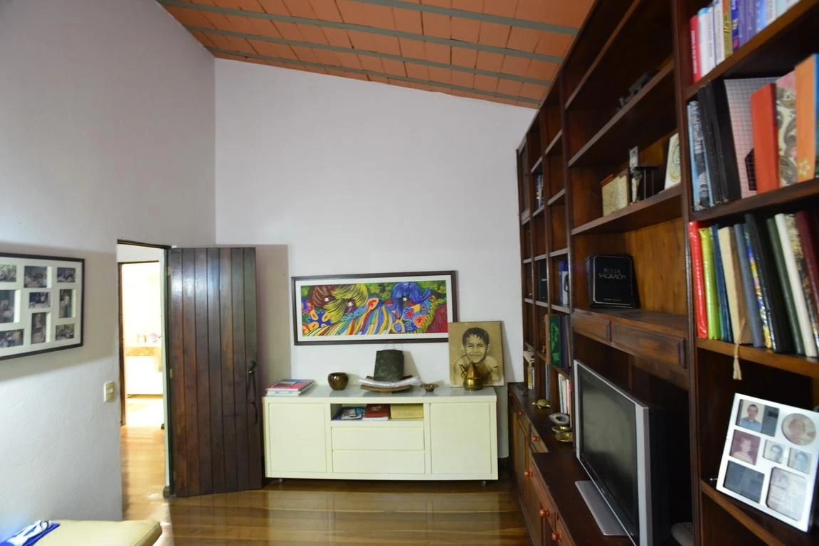 Furnished house, 530 m², with a grill on the balcony — photo 29