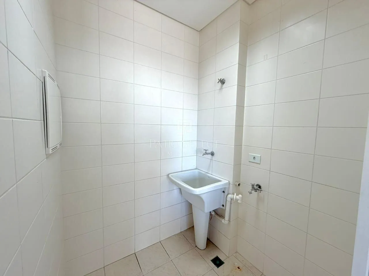 3-bedroom apartment with a washing machine in Curitiba — photo 2