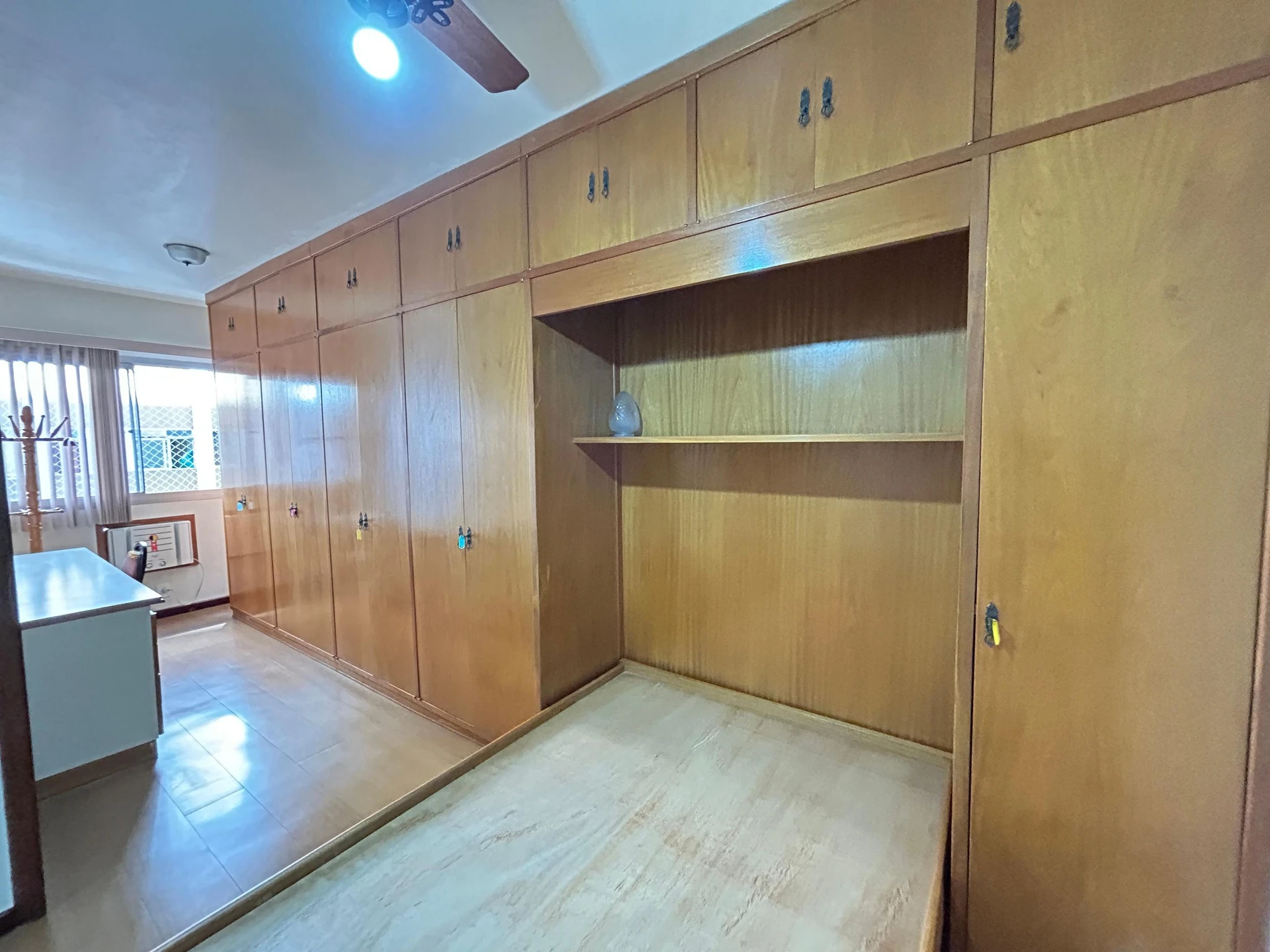 Apartamento com 3 quartos e suíte em bom estado — photo 62