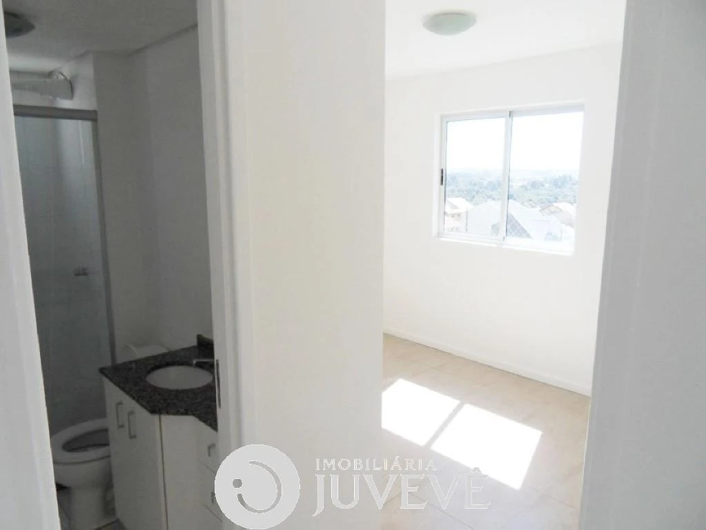 3-bedroom apartment in a building with a pool — photo 11