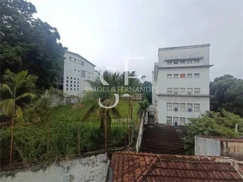 Unfurnished apartment with 3 bedrooms and 3 bathrooms — photo 22
