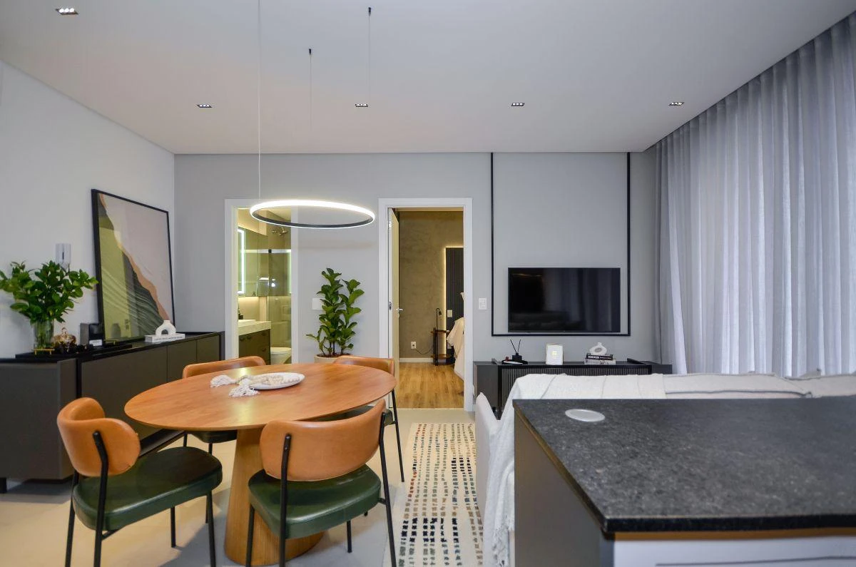 Furnished 1-bedroom apartment with balcony and grill — photo 29