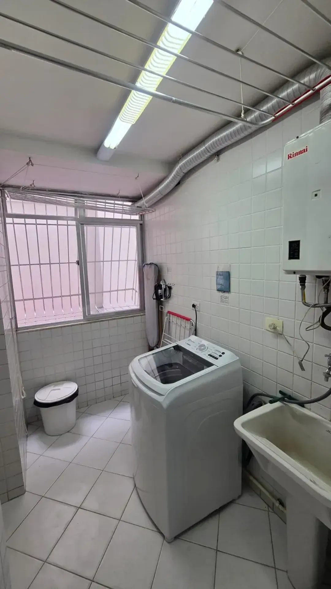Rental apartment with 3 bedrooms and 170 m² — photo 37