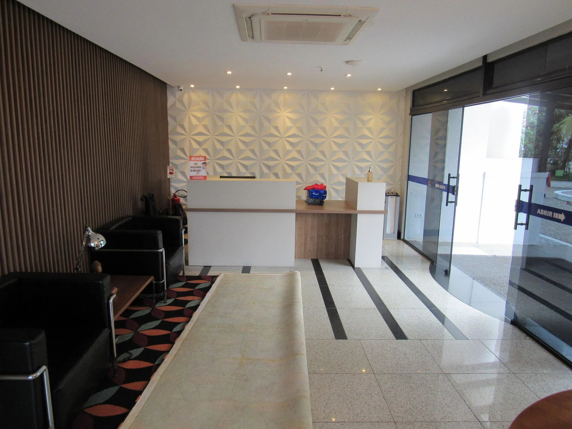 80 m² apartment with a mountain view and a washing machine — photo 30