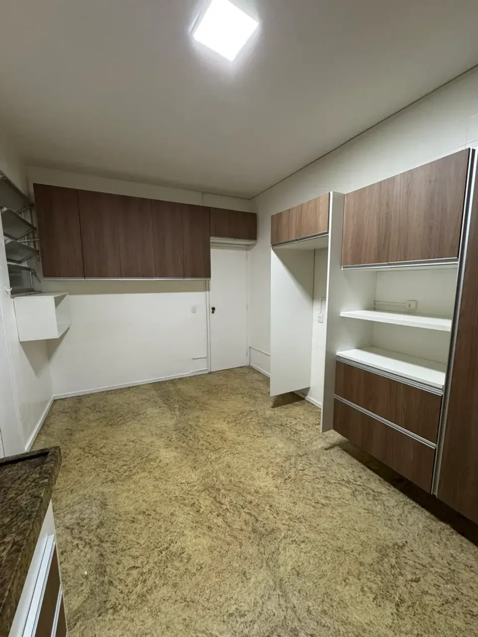 Rental apartment with 99 m², 3 bedrooms and 3 bathrooms — photo 17