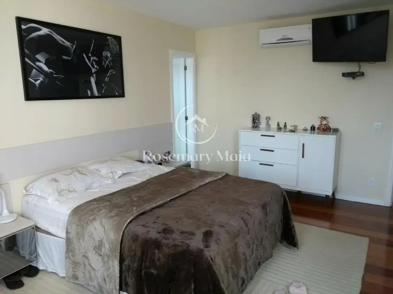 Apartamento mobiliado com 3 quartos e varanda de vidro — photo 13