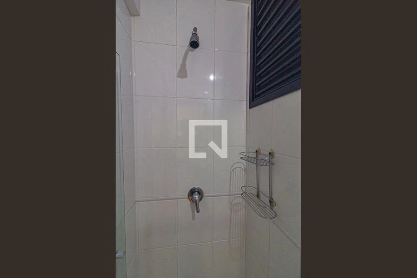 One-bedroom apartment with a washing machine — photo 24