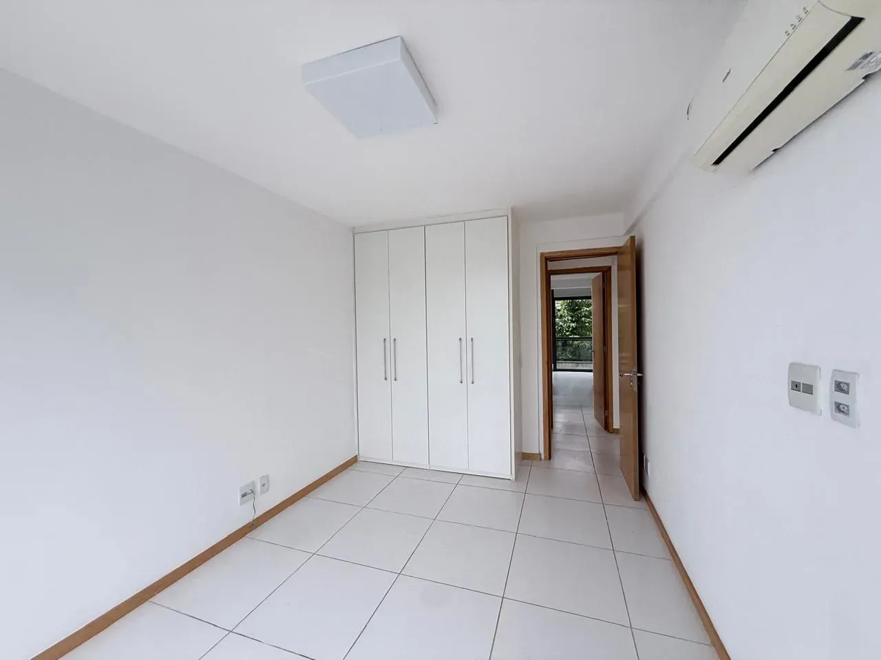 Casa com janelas do piso ao teto, Recreio dos Bandeirantes — photo 41