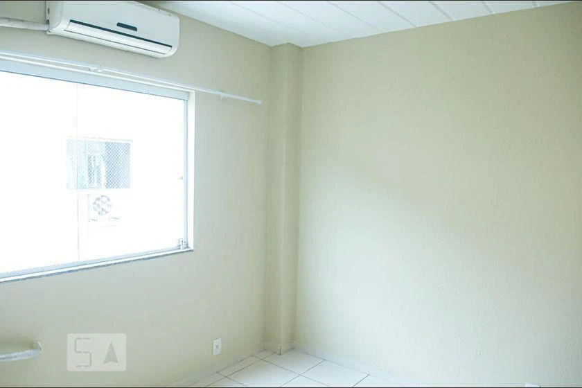Balcony with a grill in a 2-bedroom house, 118 m² — photo 29