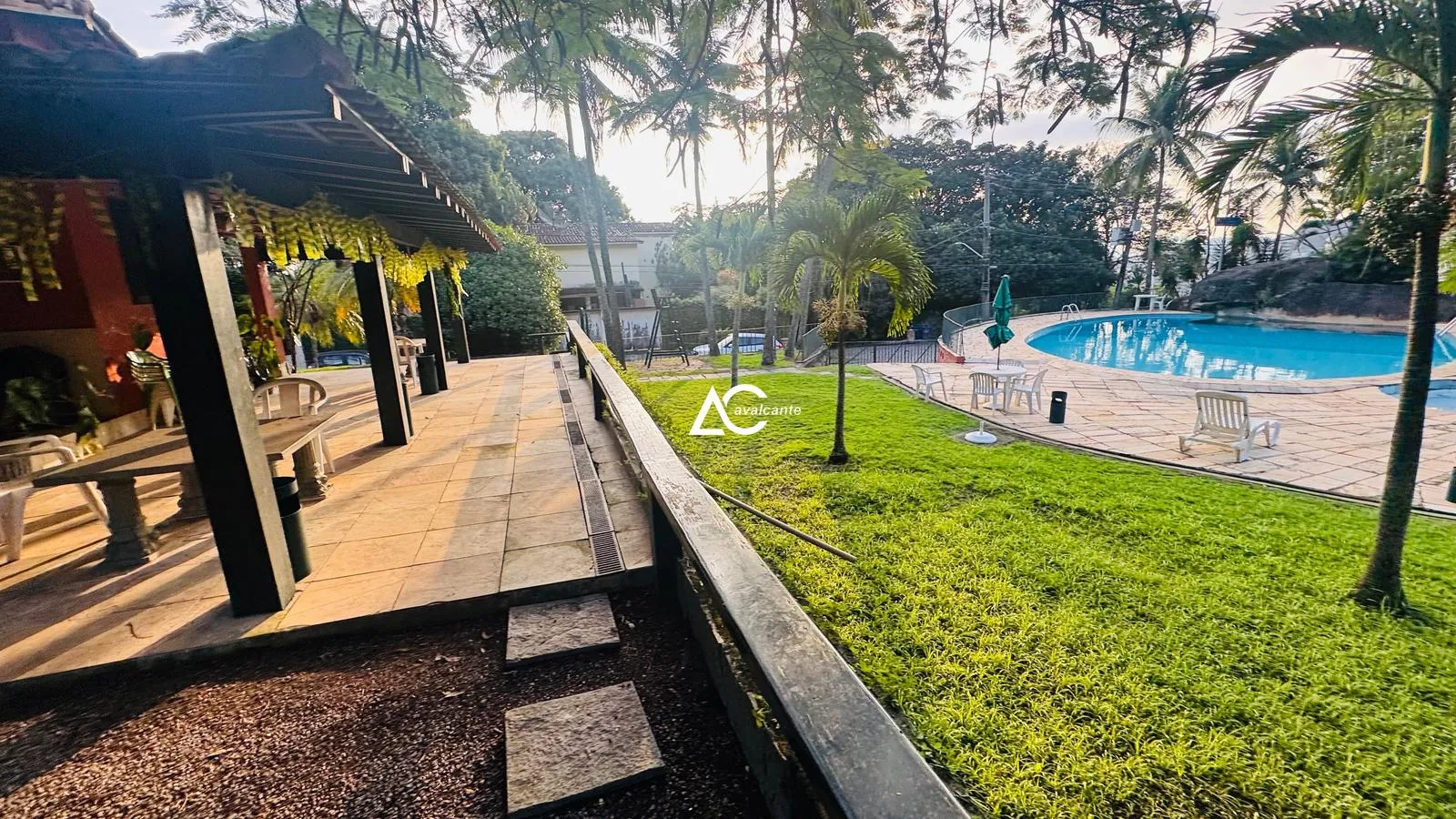 Furnished house with 4 bedrooms and private garden — photo 16
