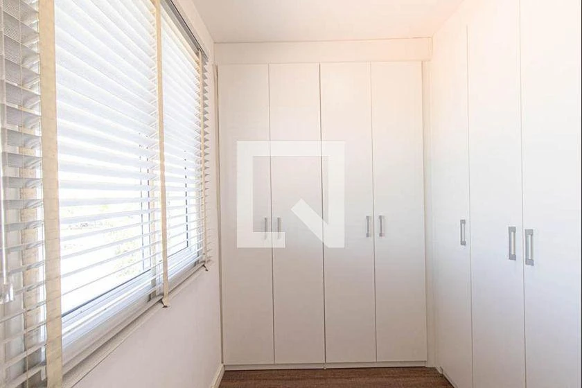 Furnished apartment, 63 m², with a home office — photo 33