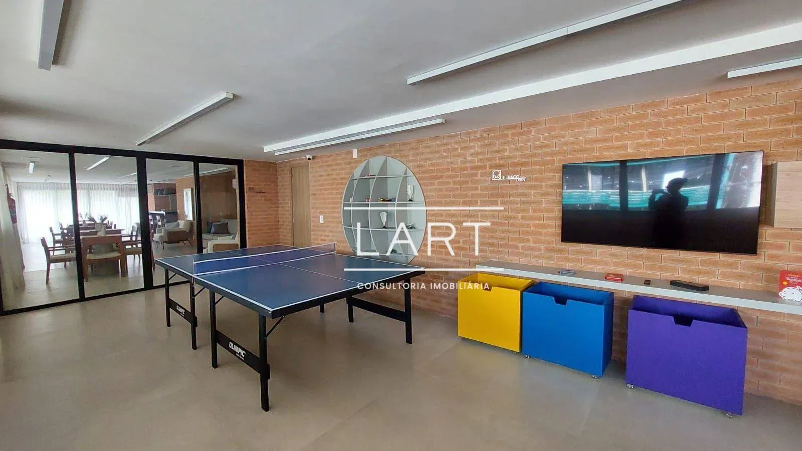 Furnished 90 m² apartment with 3 bedrooms and a balcony — photo 22