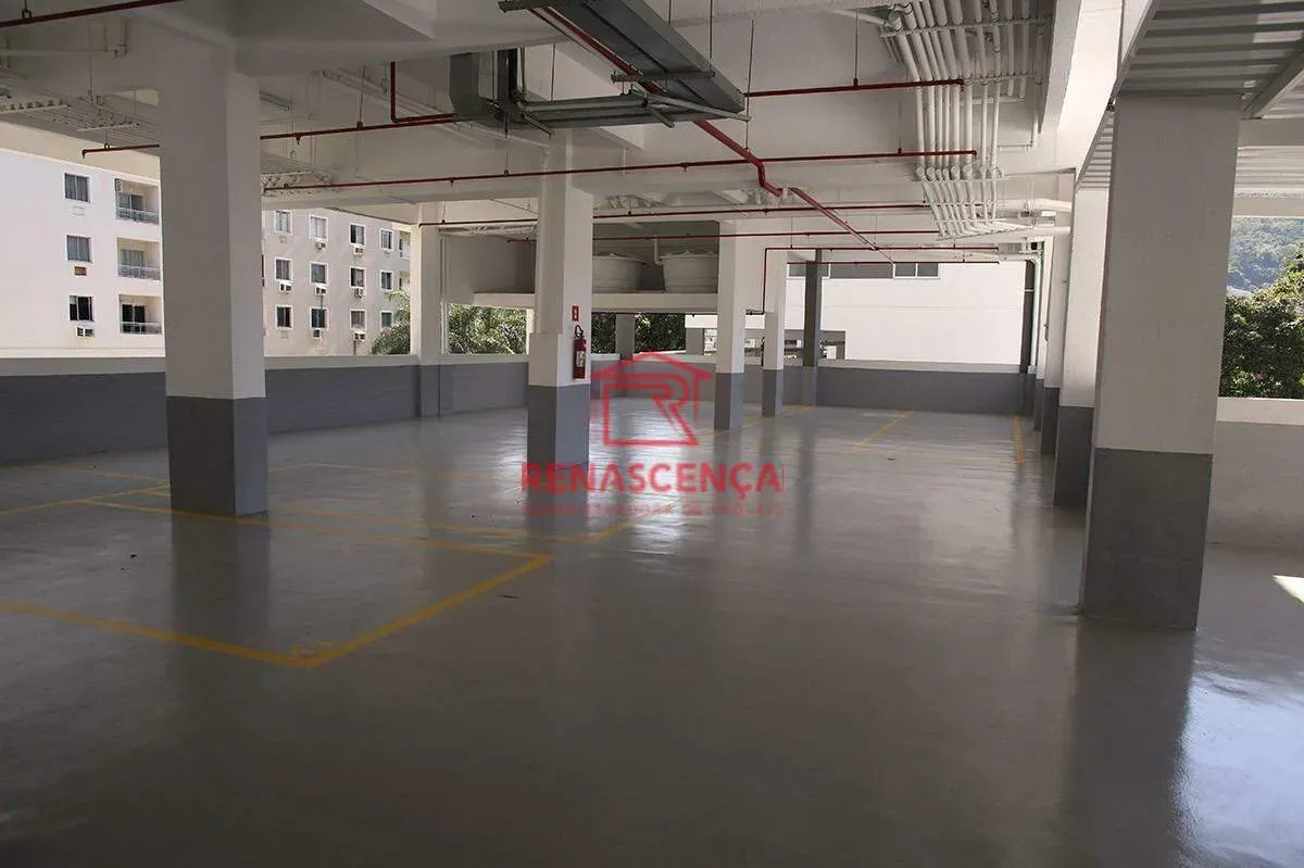 Unfurnished apartment with 3 bedrooms and open kitchen — photo 42