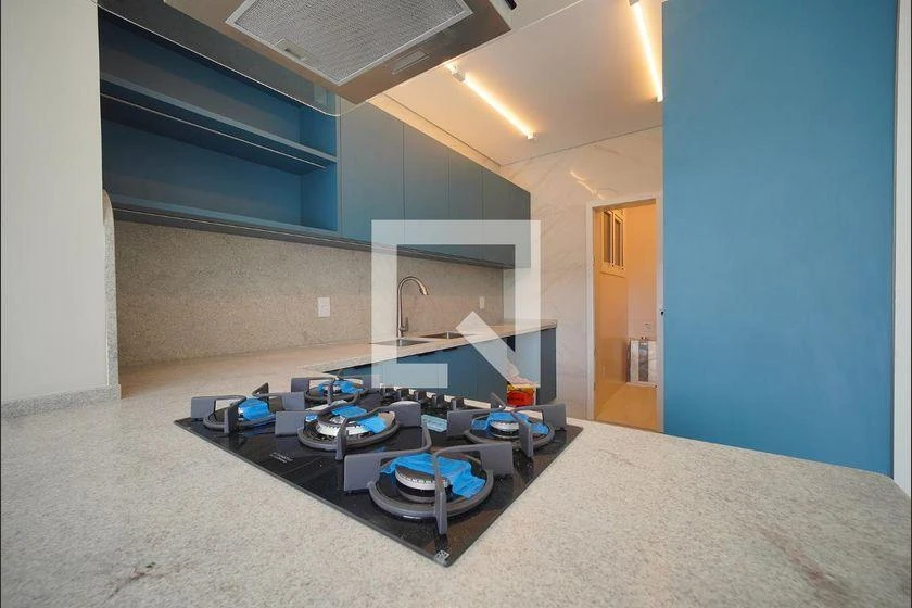 3-bedroom apartment with a water view in Florianópolis — photo 13