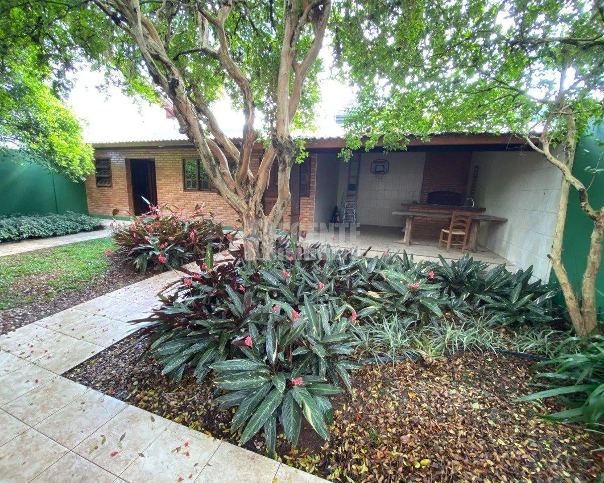 3-bedroom house with a home office in Florianópolis — photo 35