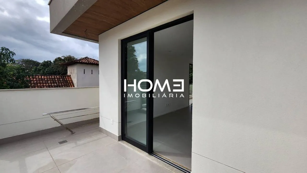 Furnished house, 357 m², with floor-to-ceiling windows — photo 24