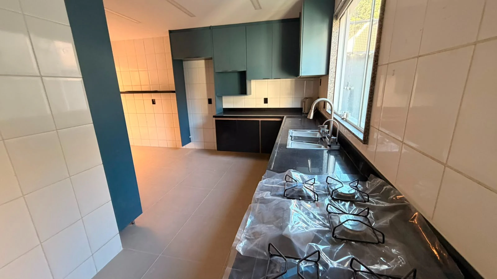 Casa de 400 m² com 4 quartos e jardim privativo — photo 2