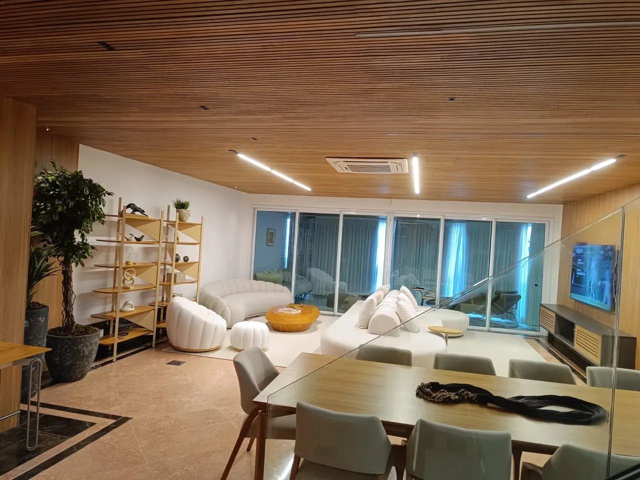 575 m² duplex with 4 bedrooms and 5 bathrooms — photo 20