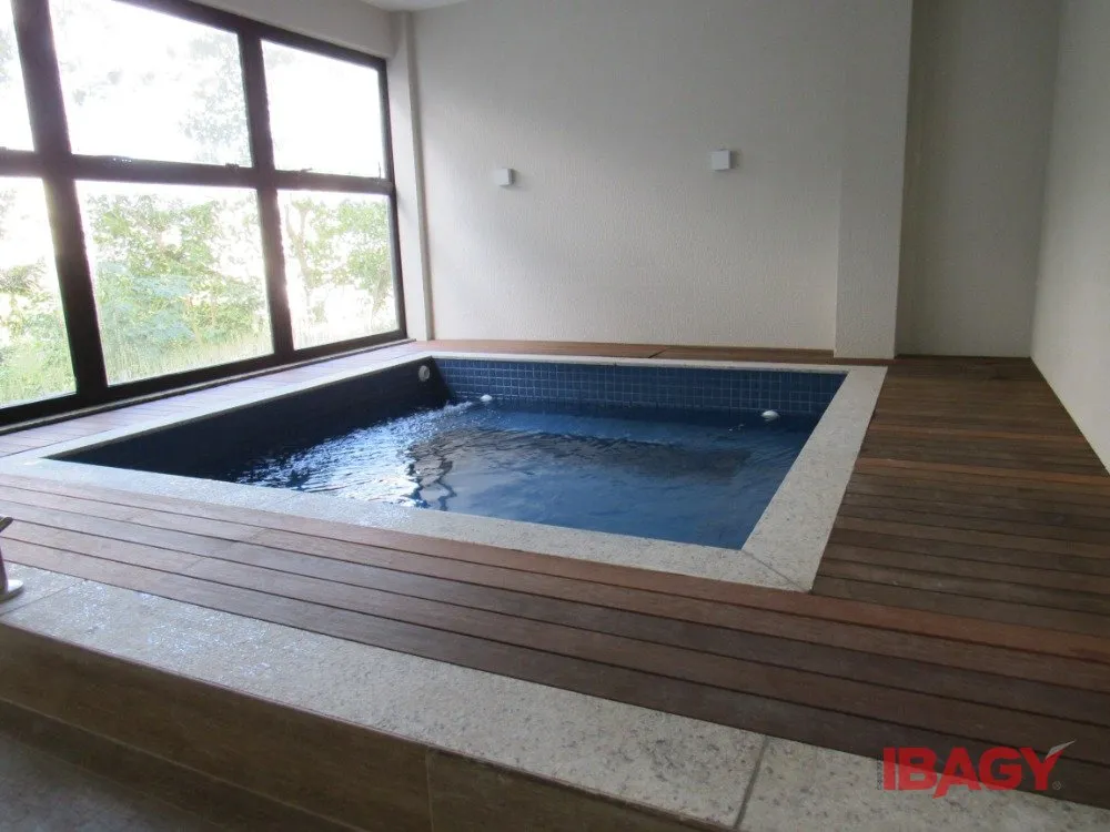 2-bedroom apartment in a building with a sauna — photo 58