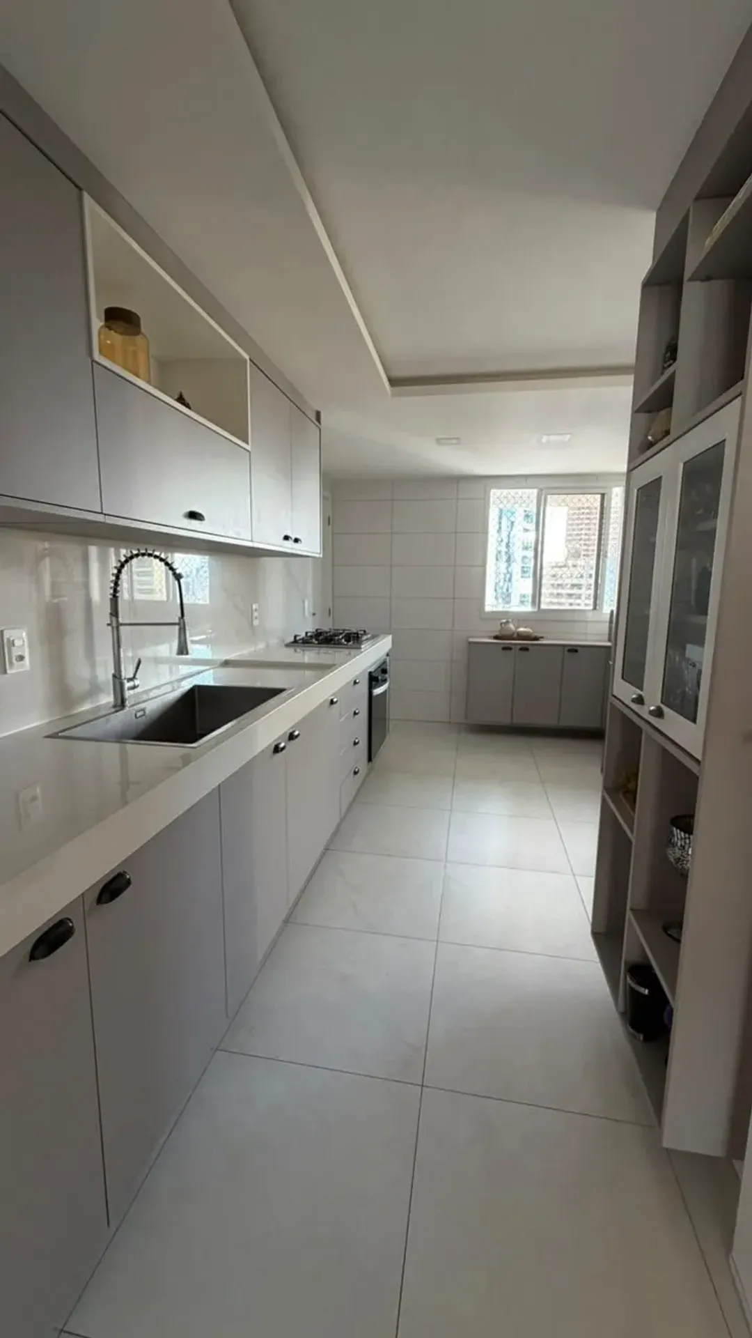 3-bedroom apartment in a building with a sauna — photo 16