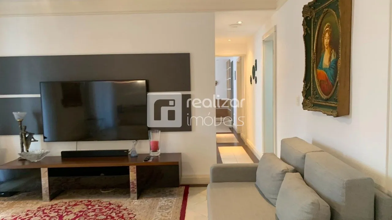 Furnished 2-bedroom apartment with 168 m² and en-suite — photo 13