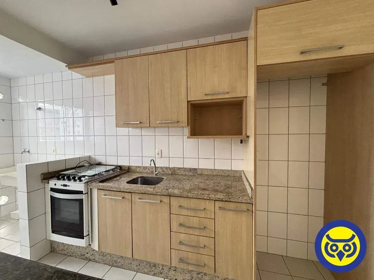 Мебльована квартира з 2 спальнями та кухнею відкритого типу — photo 2