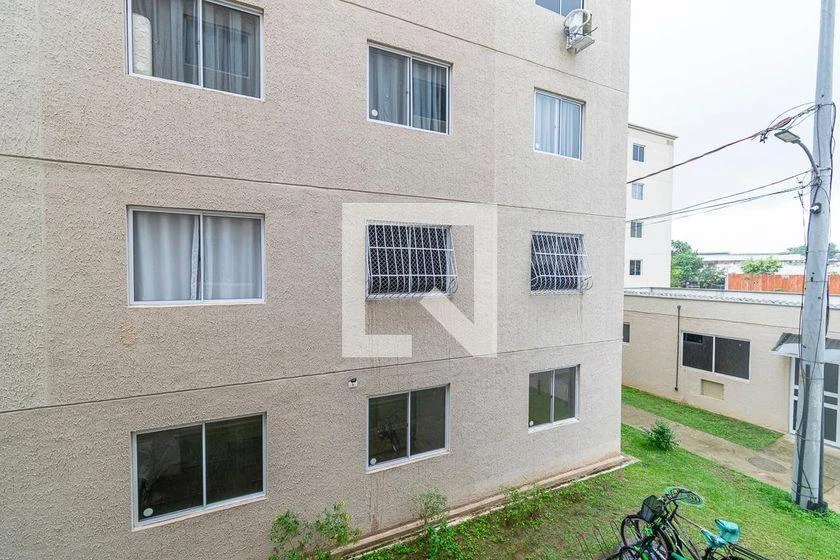 2-bedroom apartment in a building with a gym — photo 2