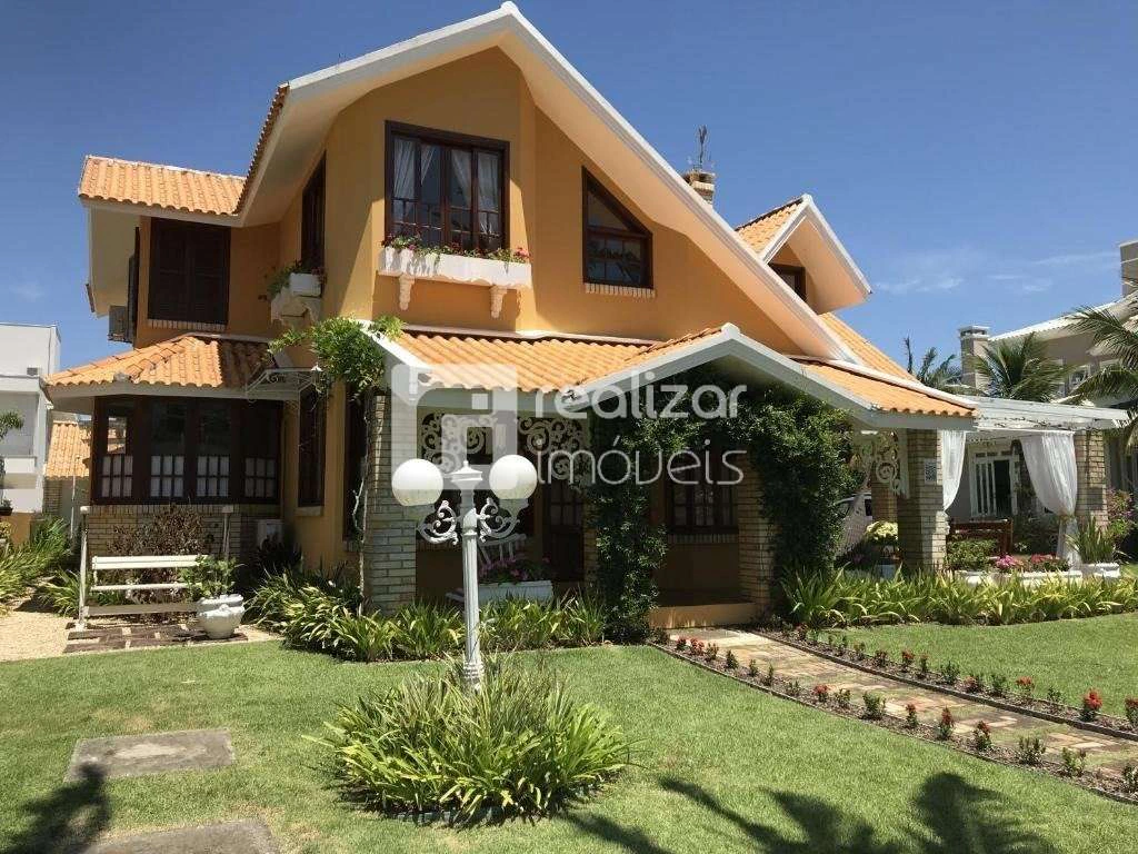 Casa de 4 quartos com jardim privativo e 243 m² — photo 2