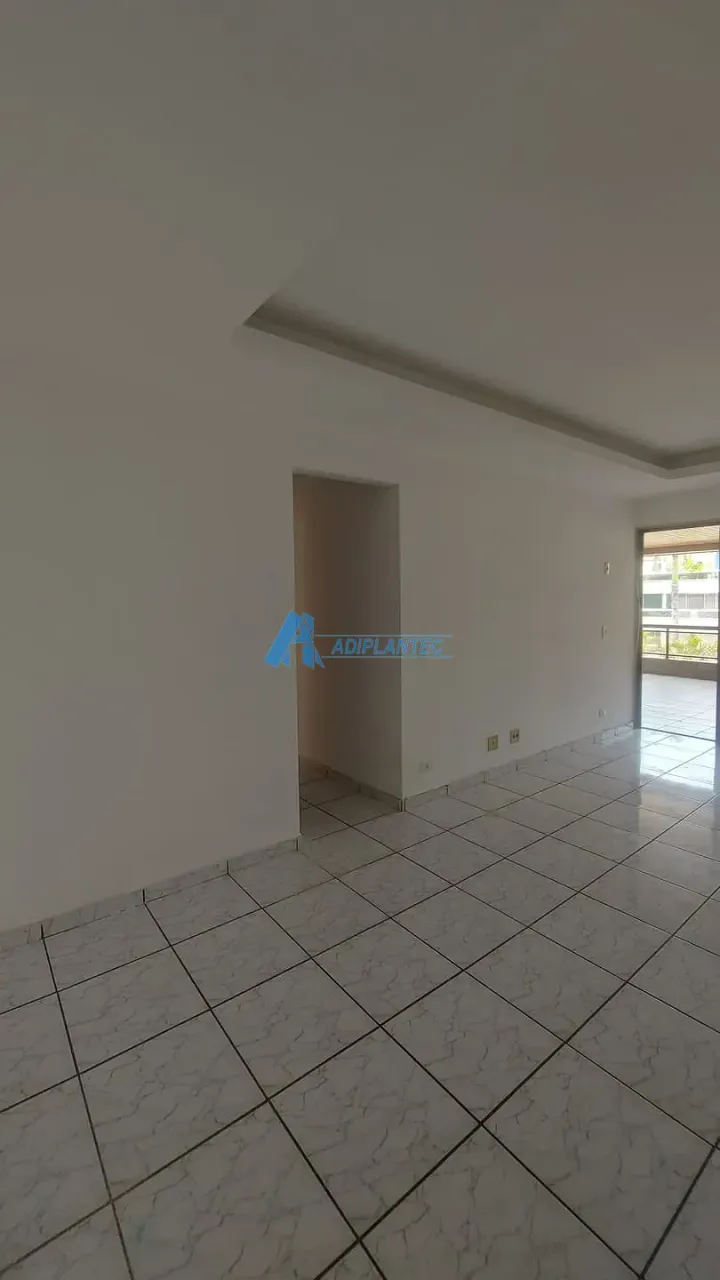 Apartment with 3 bedrooms, 1 bathroom and parking — photo 2