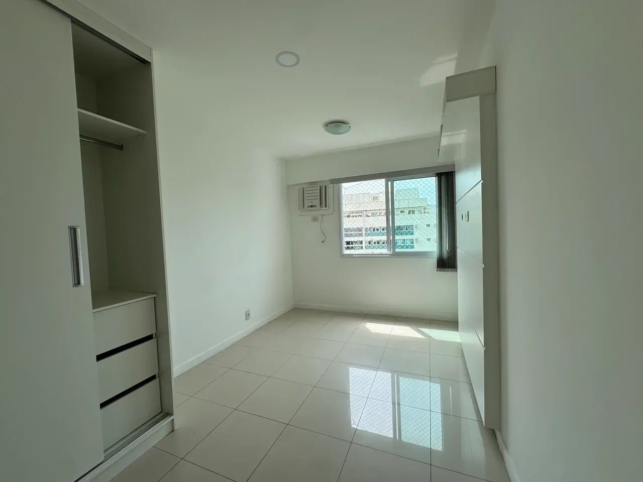 Apartment, 78 m², with a glass-enclosed balcony — photo 4