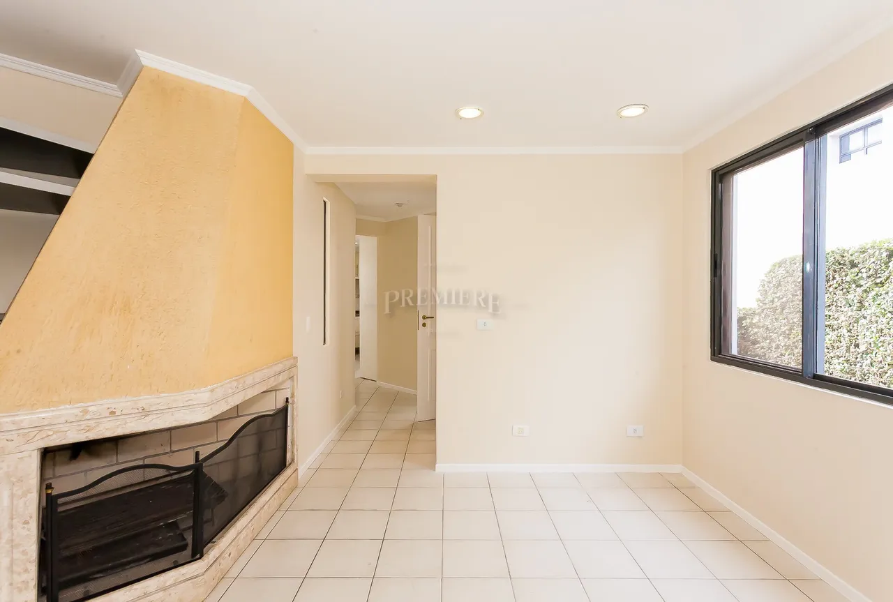 Unfurnished 3-bedroom house with private garden — photo 12