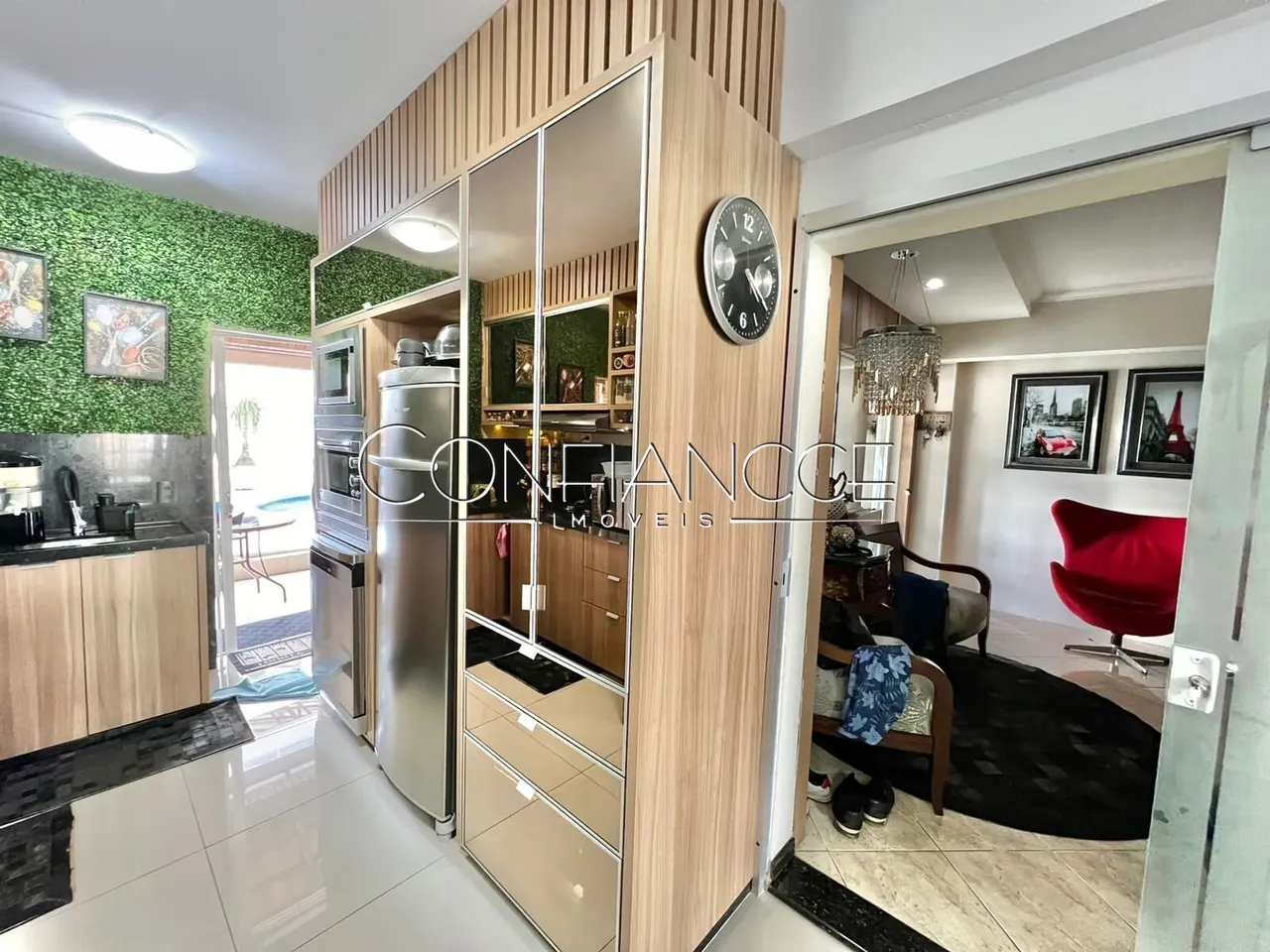 Furnished 2-bedroom house with gas open-plan kitchen — photo 2