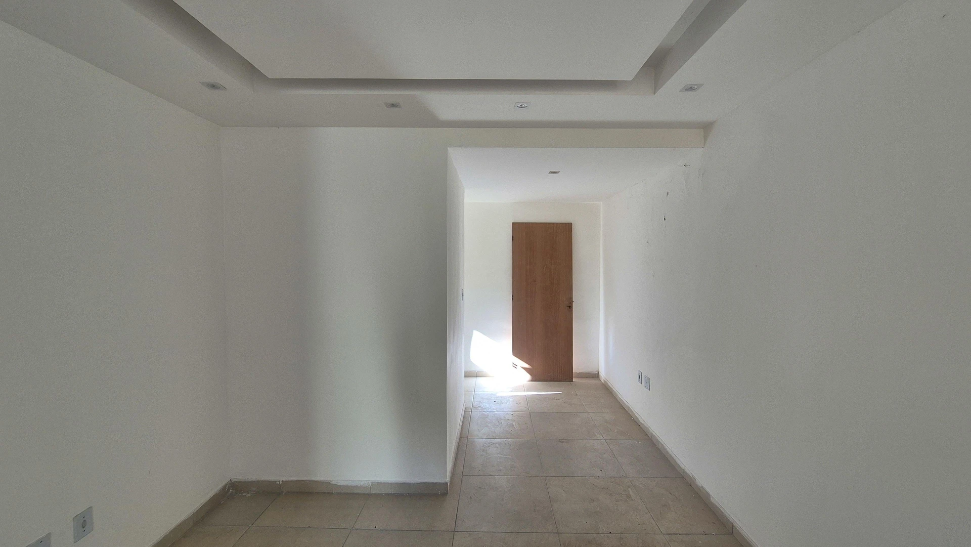 2-bedroom apartment with 1 bathroom and parking — photo 36