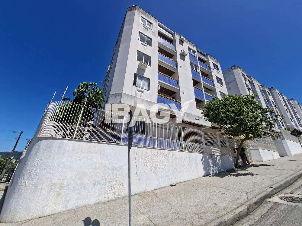 Вид на горы и 1 спальня: квартира 47 м² — photo 24