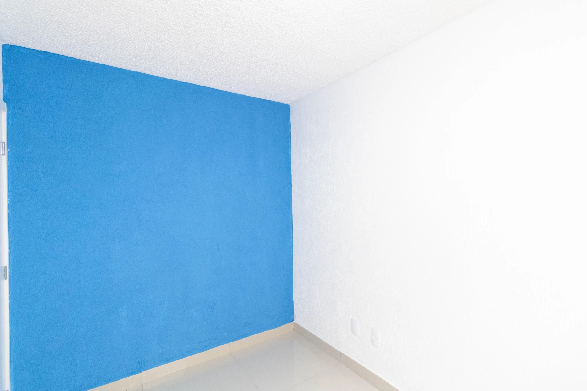 2-bedroom apartment with 1 bathroom and no parking — photo 32