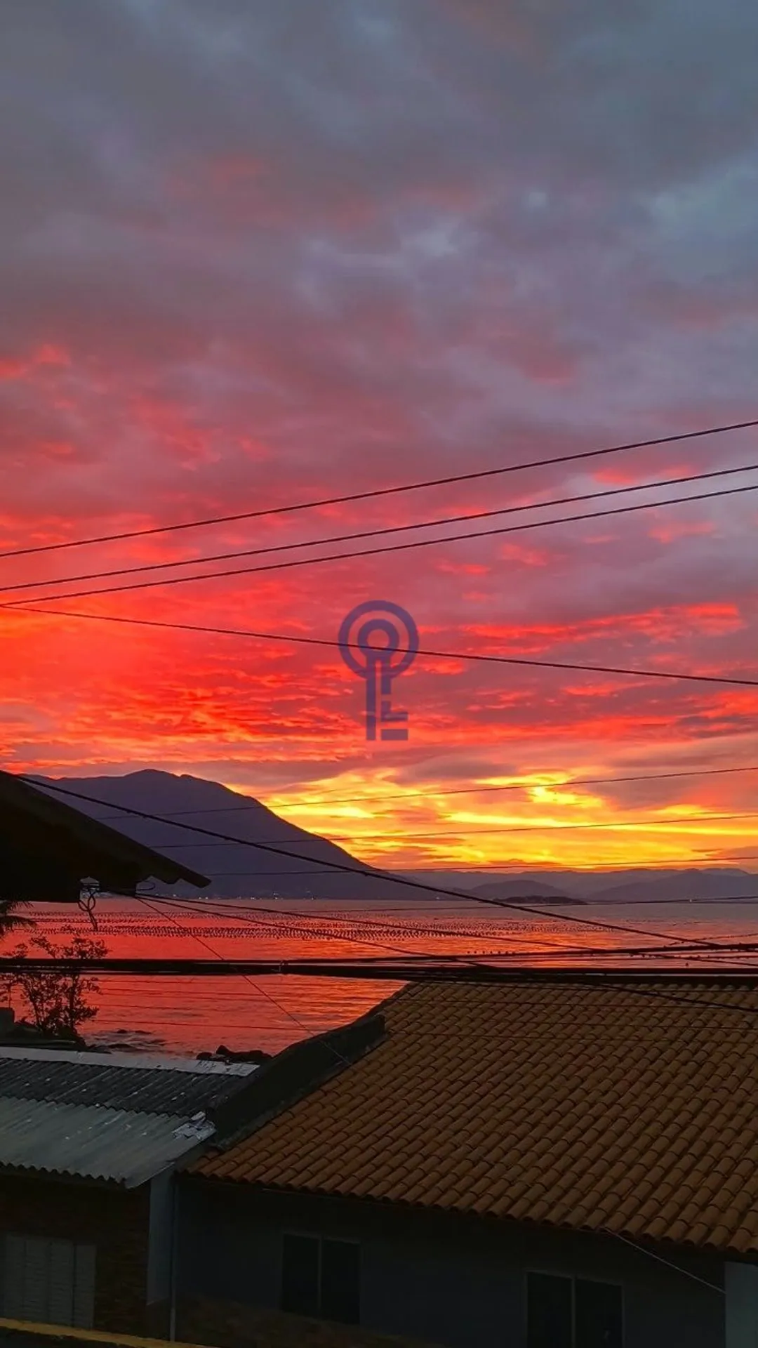 3-bedroom house with a water view in Florianópolis — photo 18