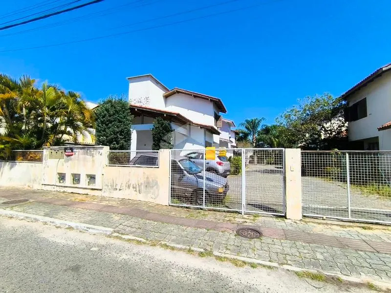 Дом на 3 спальни 180 м² с суитой и 2 парковочными местами — photo 36