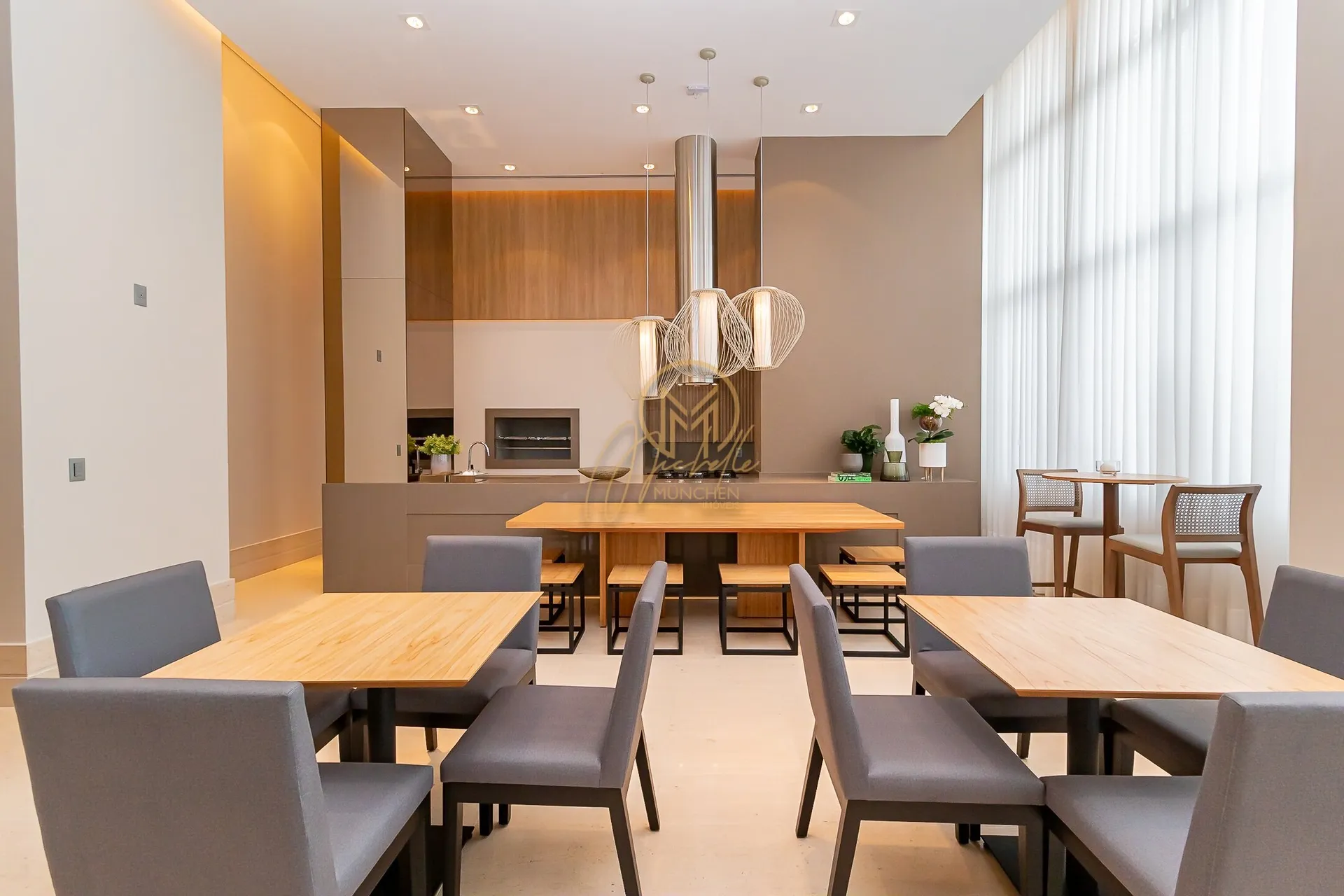 Furnished 462 m² apartment with 4 en-suite rooms — photo 40