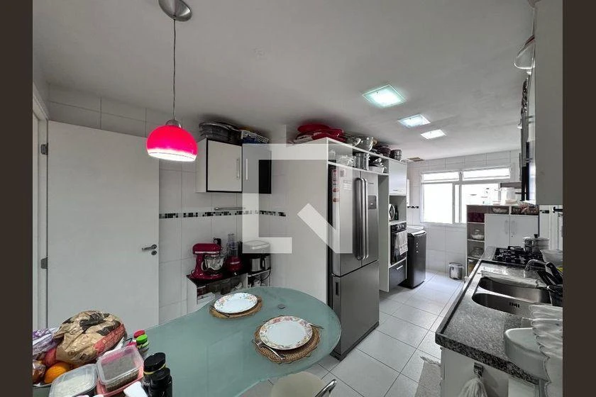 Furnished 360 m² apartment with 3 en-suite bedrooms — photo 3