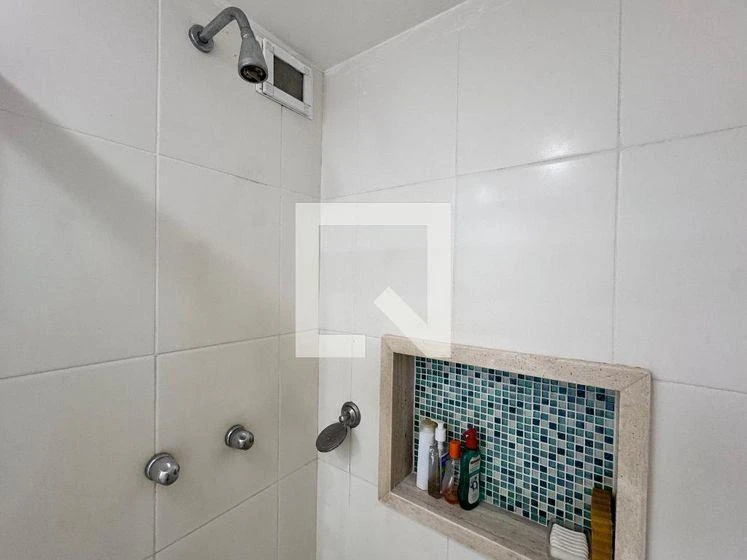 Furnished apartment, 80 m², with a glass-enclosed balcony — photo 41