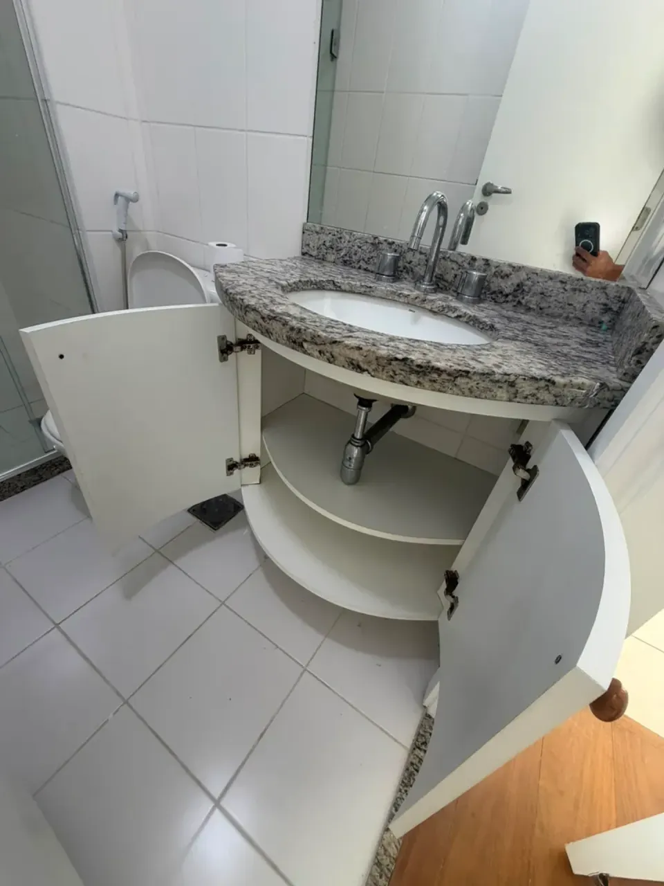 Apartment with 2 bedrooms and a balcony grill — photo 6