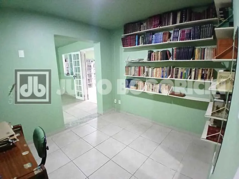 Casa com 5 quartos e área da piscina aberta — photo 8