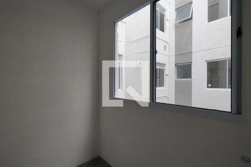 Unfurnished 2-bedroom apartment with 41 m² and parking — photo 37