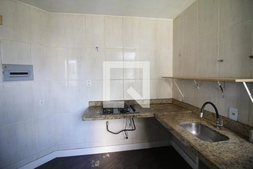 3-bedroom rental apartment with open-plan kitchen — photo 14