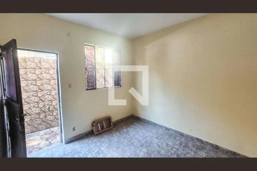 Rental house with 2 bedrooms and 2 bathrooms — photo 4