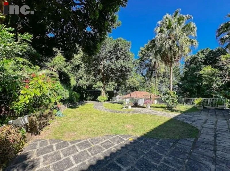 Casa neocolonial con 4 dormitorios y 3 suites — photo 15
