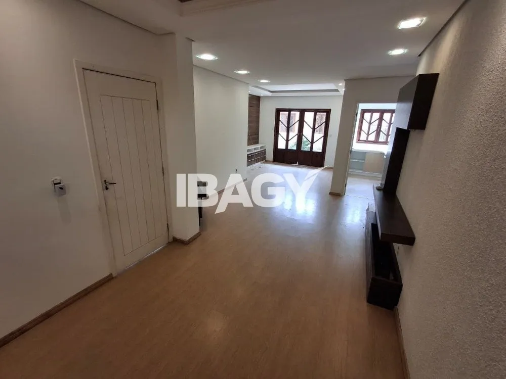 Casa de 4 dormitórios (1 suíte) com 182 m² e 2 vagas — photo 5