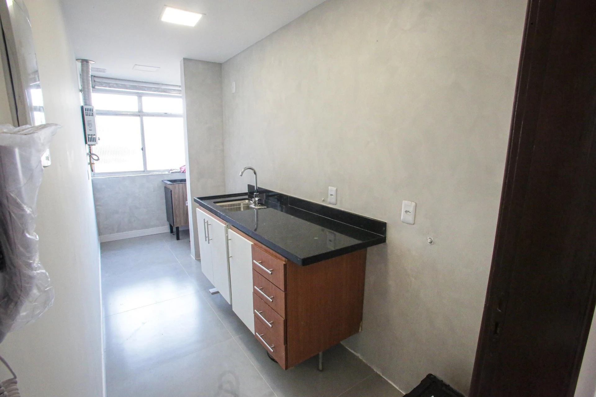 Apartamento de 3 quartos em condomínio com piscina — photo 9