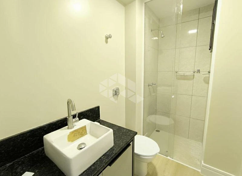 2-bedroom apartment with a water view — photo 20